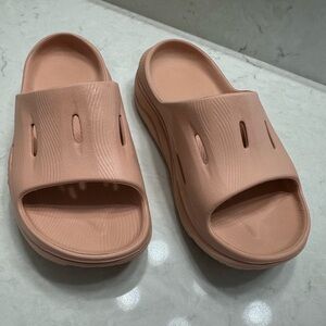 HOKA Recovery Slide, Size 8, Light Peach